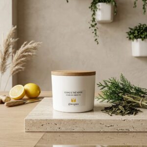 Cedar & Green Tea Scented Candle